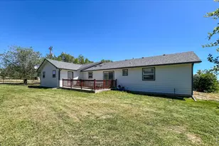 10007 E County Line Rd, Longmont, CO 80501 - Photo 35