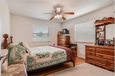 10007 E County Line Rd, Longmont, CO 80501 - Photo 23