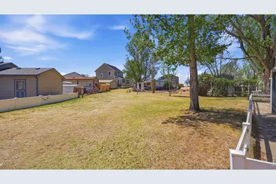 256 Navajo Rd, Weldona, CO 80653 - Photo 23