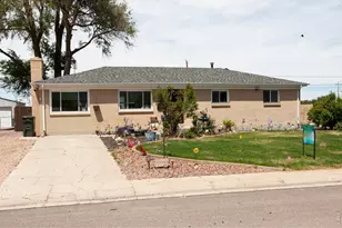 216 Villa Vista St, Sterling, CO 80751 - Photo 3