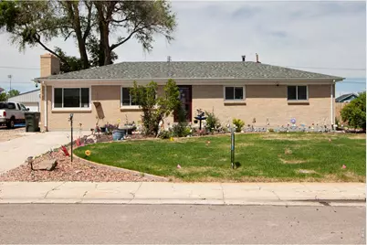 216 Villa Vista St, Sterling, CO 80751 - Photo 1