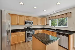 1106 Button Rock Dr, Longmont, CO 80504 - Photo 11