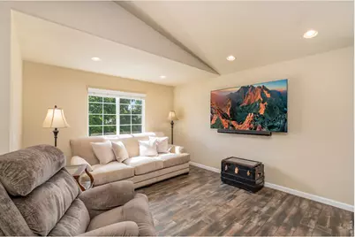 2248 Sopris Cir, Loveland, CO 80537 - Photo 7