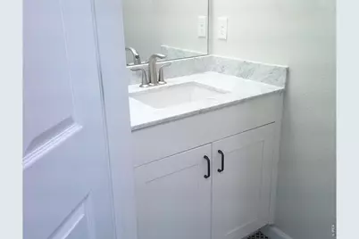 5823 Boston St, Denver, CO 80238 - Photo 7