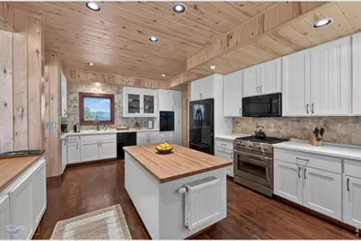 942 Spruce Dr, Lyons, CO 80540 - Photo 11