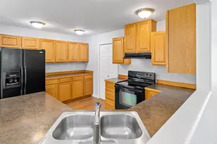 1820 Gray Hawk Ct, Estes Park, CO 80517 - Photo 15