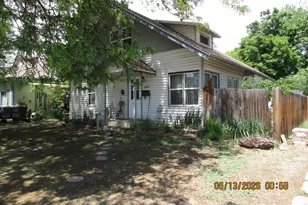 1117 E 1st St, Loveland, CO 80537 - Photo 3
