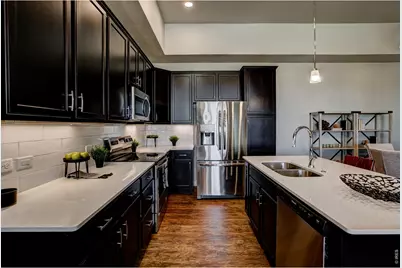 410 High Point Dr #206, Longmont, CO 80504 - Photo 3