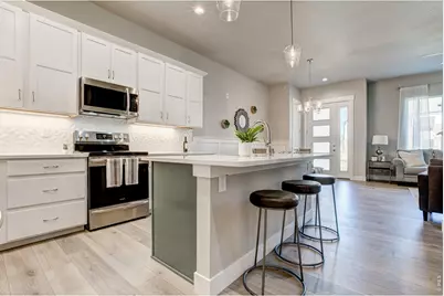 158 High Point Dr, Longmont, CO 80504 - Photo 3
