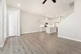 158 High Point Dr, Longmont, CO 80504 - Photo 3