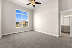 158 High Point Dr, Longmont, CO 80504 - Photo 19