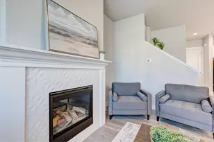 158 High Point Dr, Longmont, CO 80504 - Photo 9