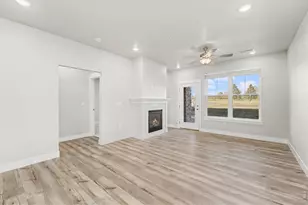 265 High Point Dr, Longmont, CO 80504 - Photo 5