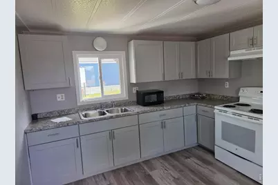 101 Larch Dr, Log Lane Village, CO 80705 - Photo 13