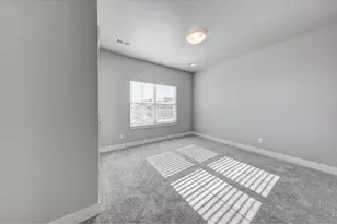 245 High Point Dr, Longmont, CO 80504 - Photo 15