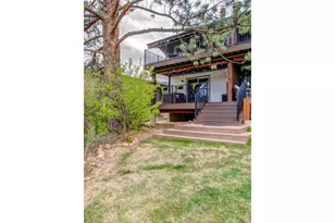 550 W Elkhorn Ave, Estes Park, CO 80517 - Photo 21