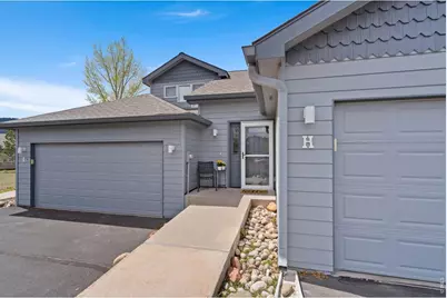 1515 Raven Ct #H, Estes Park, CO 80517 - Photo 3