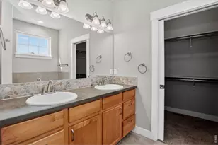 2440 Trio Falls Dr, Loveland, CO 80538 - Photo 9