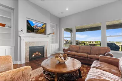 5840 Bromborough Dr, Windsor, CO 80550 - Photo 9