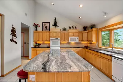 1180 Coyote Run, Estes Park, CO 80517 - Photo 9