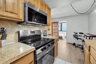805 29th St, Boulder, CO 80303 - Photo 3