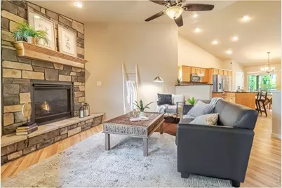 1760 Clear Creek Ct, Windsor, CO 80550 - Photo 5