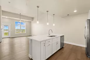 4260 Vulcan Crk Dr, Loveland, CO 80538 - Photo 3