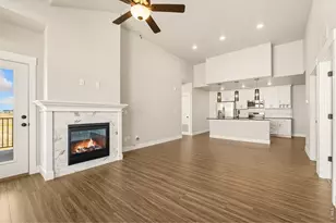 4260 Vulcan Crk Dr, Loveland, CO 80538 - Photo 7