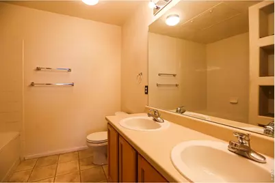 5255 Memphis St #921, Denver, CO 80239 - Photo 17
