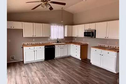 1461 Farmland Ln, Milliken, CO 80543 - Photo 5