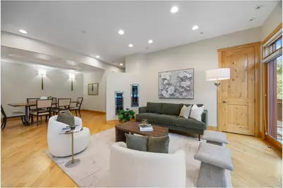 2034 Pearl St #200, Boulder, CO 80302 - Photo 11
