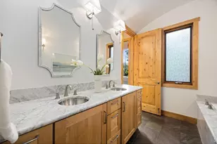 2034 Pearl St, Boulder, CO 80302 - Photo 21