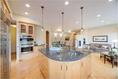 2034 Pearl St #200, Boulder, CO 80302 - Photo 11