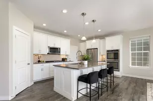 2113 Sicily Cir, Longmont, CO 80503 - Photo 7