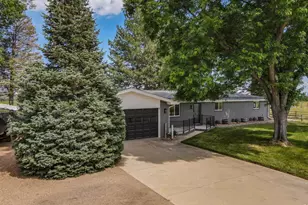 6314 Lake Dr, Longmont, CO 80503 - Photo 5