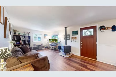 532 N Madison Ave, Loveland, CO 80537 - Photo 5