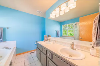 2513 Falcon Dr, Longmont, CO 80503 - Photo 35