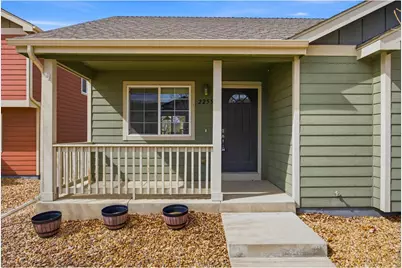 2255 Sopris Cir, Loveland, CO 80537 - Photo 3