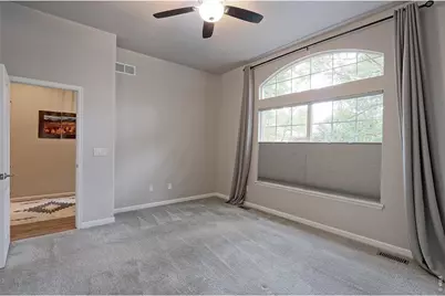 1677 Metropolitan Dr, Longmont, CO 80504 - Photo 13
