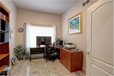 1677 Metropolitan Dr, Longmont, CO 80504 - Photo 11