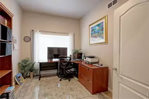 1677 Metropolitan Dr, Longmont, CO 80504 - Photo 11