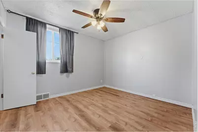 1110 14th Ave, Greeley, CO 80631 - Photo 17