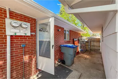 2051 Collyer St, Longmont, CO 80501 - Photo 31