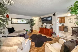 2051 Collyer St, Longmont, CO 80501 - Photo 3