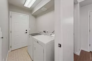 1464 Cherrywood Way, Longmont, CO 80504 - Photo 15