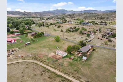 300 Colt Dr, Loveland, CO 80537 - Photo 33