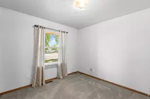 207 N 44th Ave, Greeley, CO 80634 - Photo 21