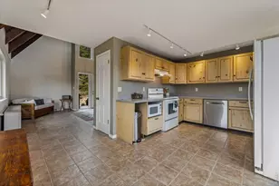 1637 Black Squirrel Dr, Estes Park, CO 80517 - Photo 5