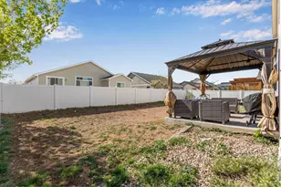 6913 Pettigrew St, Wellington, CO 80549 - Photo 41