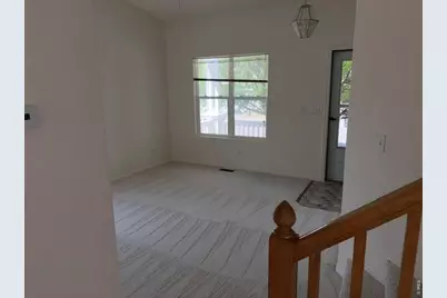 1104 Fall River Cir, Longmont, CO 80504 - Photo 3